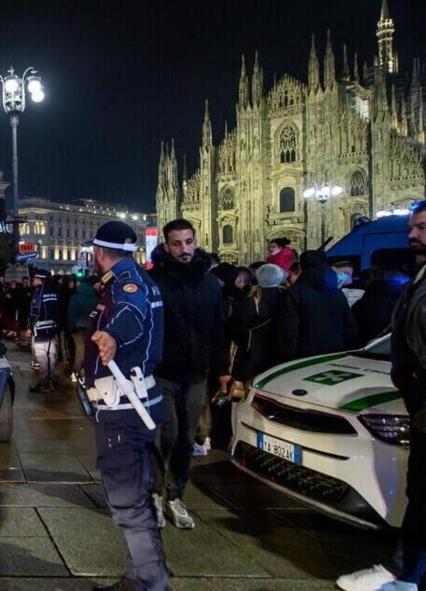 Capodanno a Milano, ma c&#039;&egrave; stata violenza di gruppo? Le testimonianze salgono a 8. Ecco cos&#039;&egrave; un &ldquo;taharrush gamea&rdquo; e perch&eacute; era gi&agrave; successo (e ve lo abbiamo raccontato)