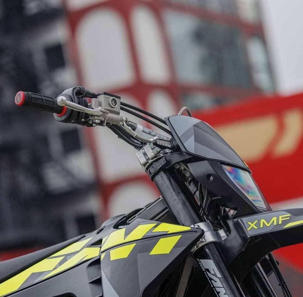 Fantic Motor XMF 125 Performance (2025) (7)