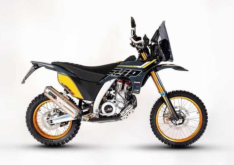 AJP PR7 650 Adventure PR7 650 Adventure Gold Edition (2024) (2)