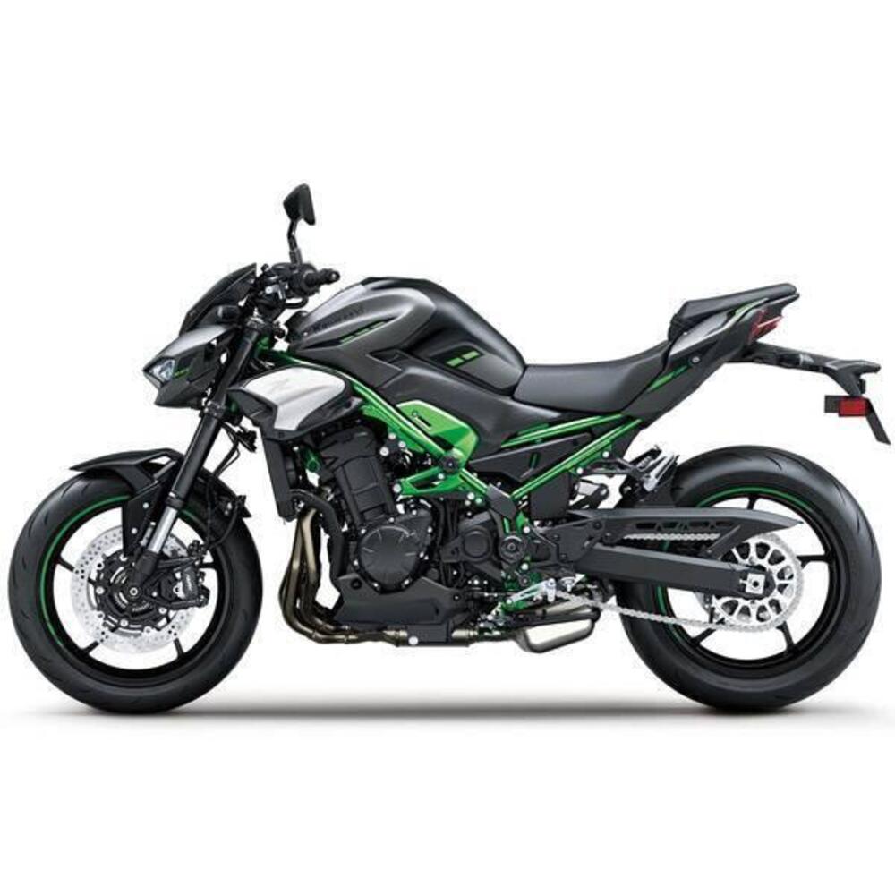 Kawasaki Z 900 (2025 - 26) (7)
