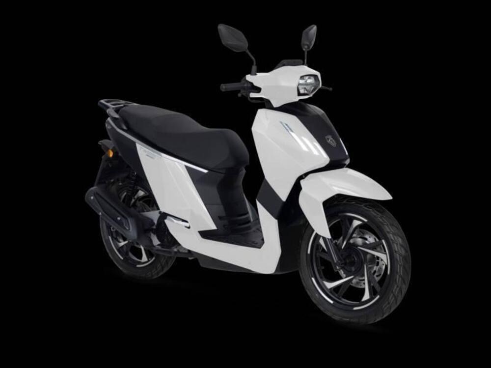 Peugeot Tweet 50 FL Allure (2023 - 24) (2)