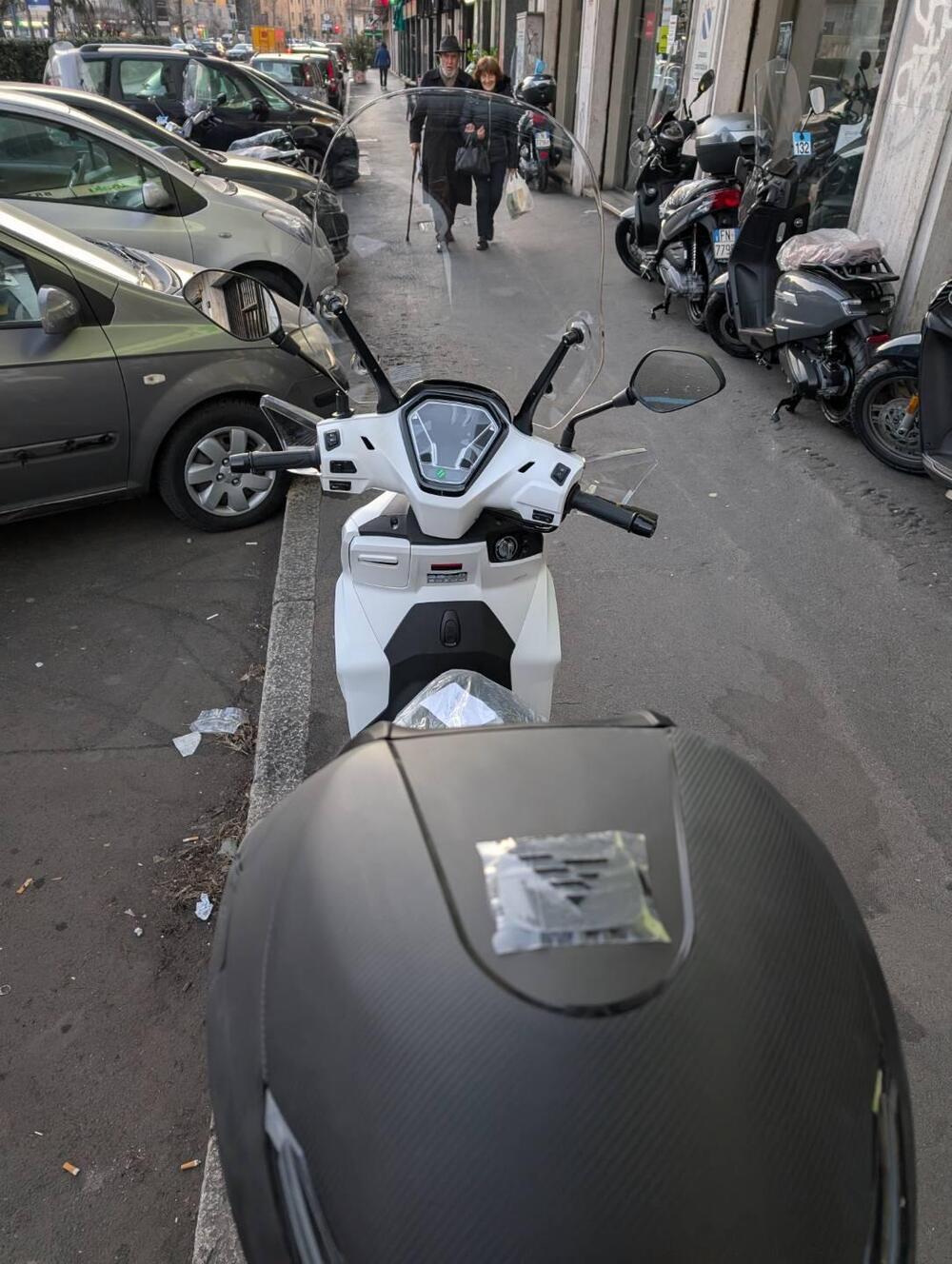 Voge Sfida SR16 125 (2025 - 26) (2)