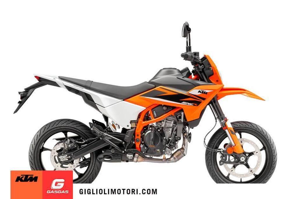 KTM 125 SMC R (2025) (5)