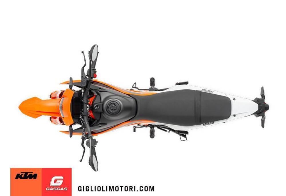 KTM 125 SMC R (2025) (9)