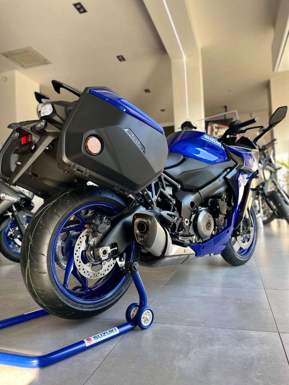 Suzuki GSX-S1000GT (2025 - 26) (3)