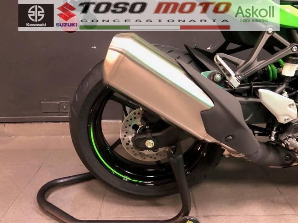 Kawasaki Ninja ZX-4RR (2024 - 26) (8)