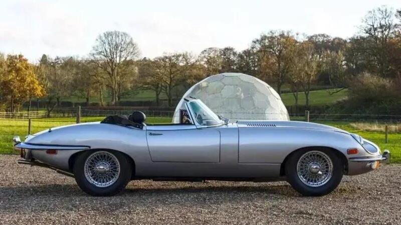 Steve McQueen: una Jaguar che vale una bistecca, all&rsquo;asta la sua Jaguar E-Type