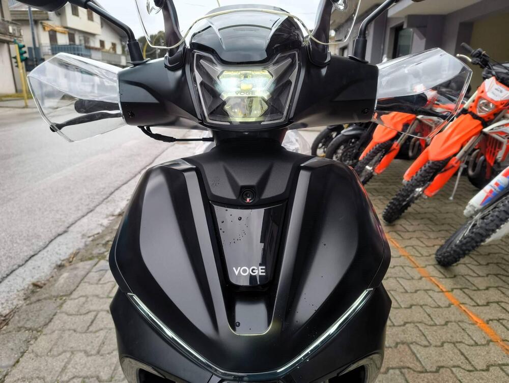 Voge Sfida SR16 125 (2025) (2)