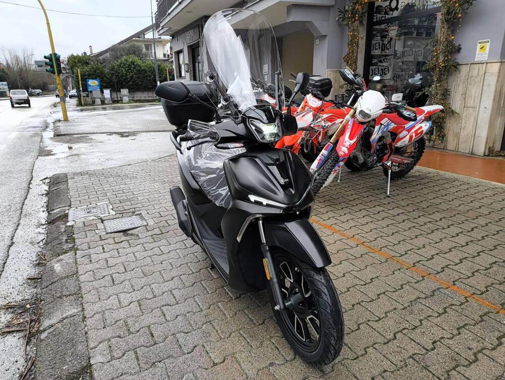 Voge Sfida SR16 125 (2025) (3)