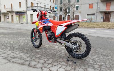 GASGAS MC 350 F (2024) usata