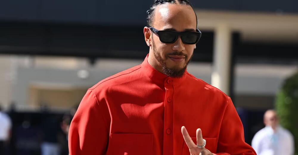 Ok, ma perch&eacute; Lewis Hamilton guider&agrave; le Ferrari vecchie per prepararsi al 2025 della F1? Ve lo spieghiamo noi e (spoiler) non &egrave; il solo