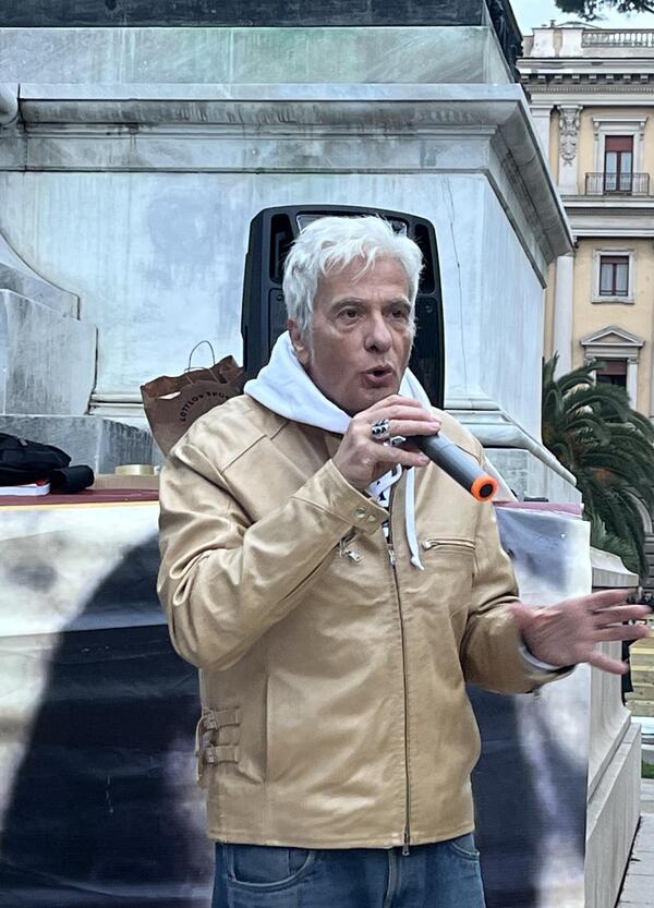 Caso Orlandi, il fratello Pietro su don Vergari al sit-in per Emanuela: &ldquo;Ci sono intercettazioni che neanche in un film por*o potrebbero andare&rdquo;. E sui seminaristi e Gasparri&hellip;