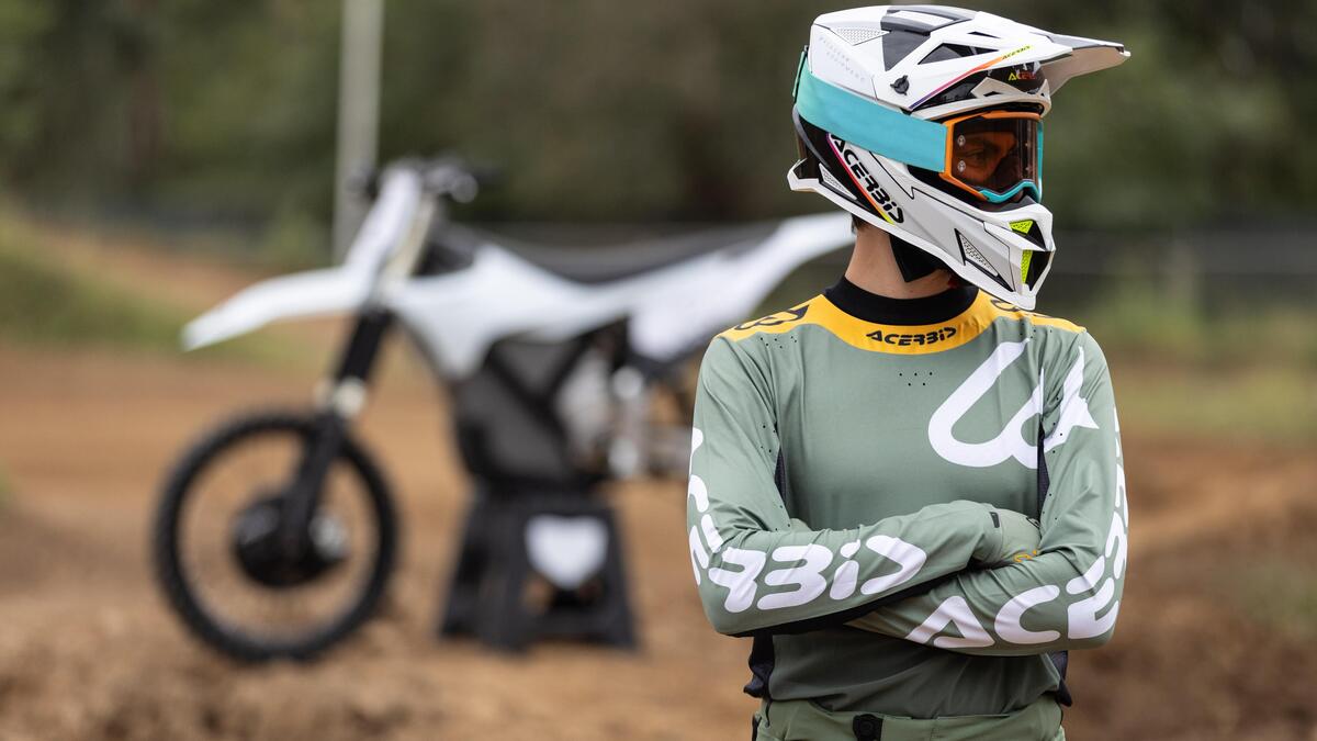 Nuova collaborazione tra Acerbis e Dolly Noire - Accessori