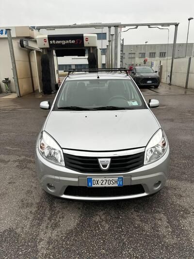 Dacia Sandero 1.2 16V GPL 75CV del 2009 usata a Albignasego