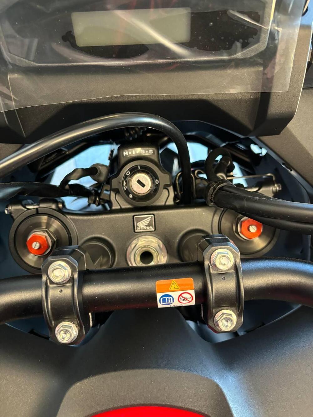 Honda Africa Twin CRF 1100L (2024 - 26) (6)