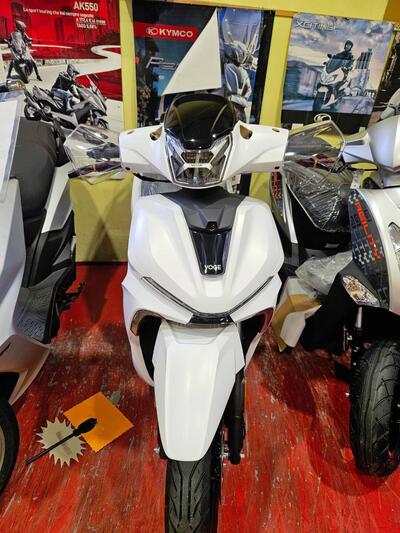 Voge Sfida SR16 125 (2025) nuova