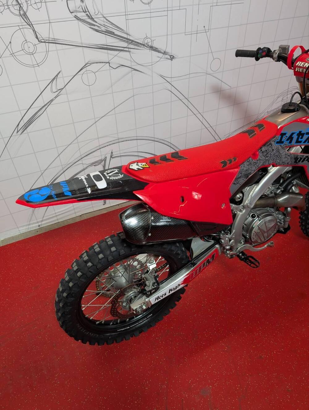 Honda CRF 450 R (2021) (10)