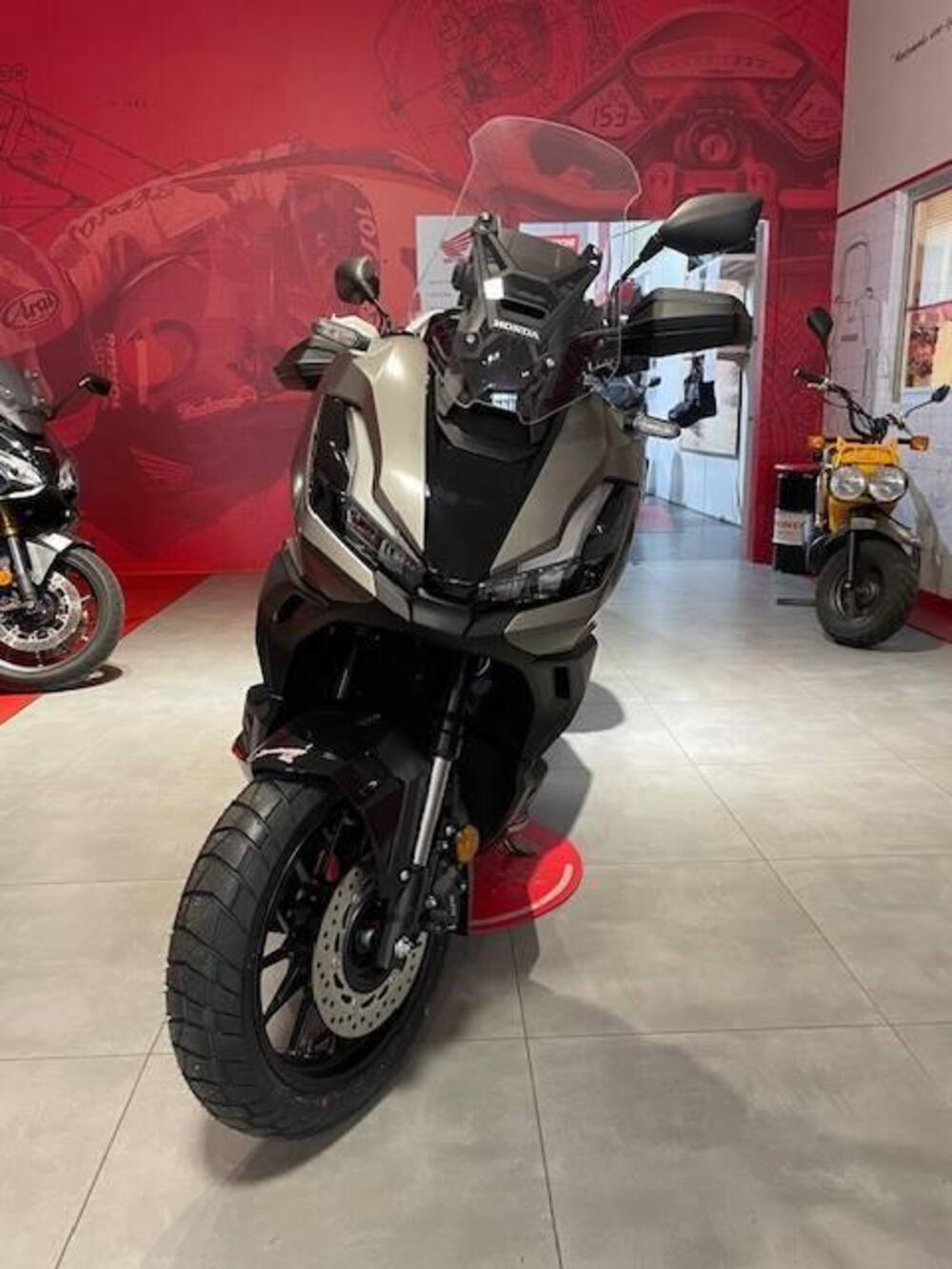 Honda ADV 350 (2025) (5)
