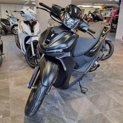 Voge Sfida SR16 125 (2025) nuova