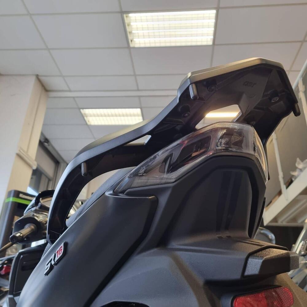 Voge Sfida SR16 125 (2025) (4)