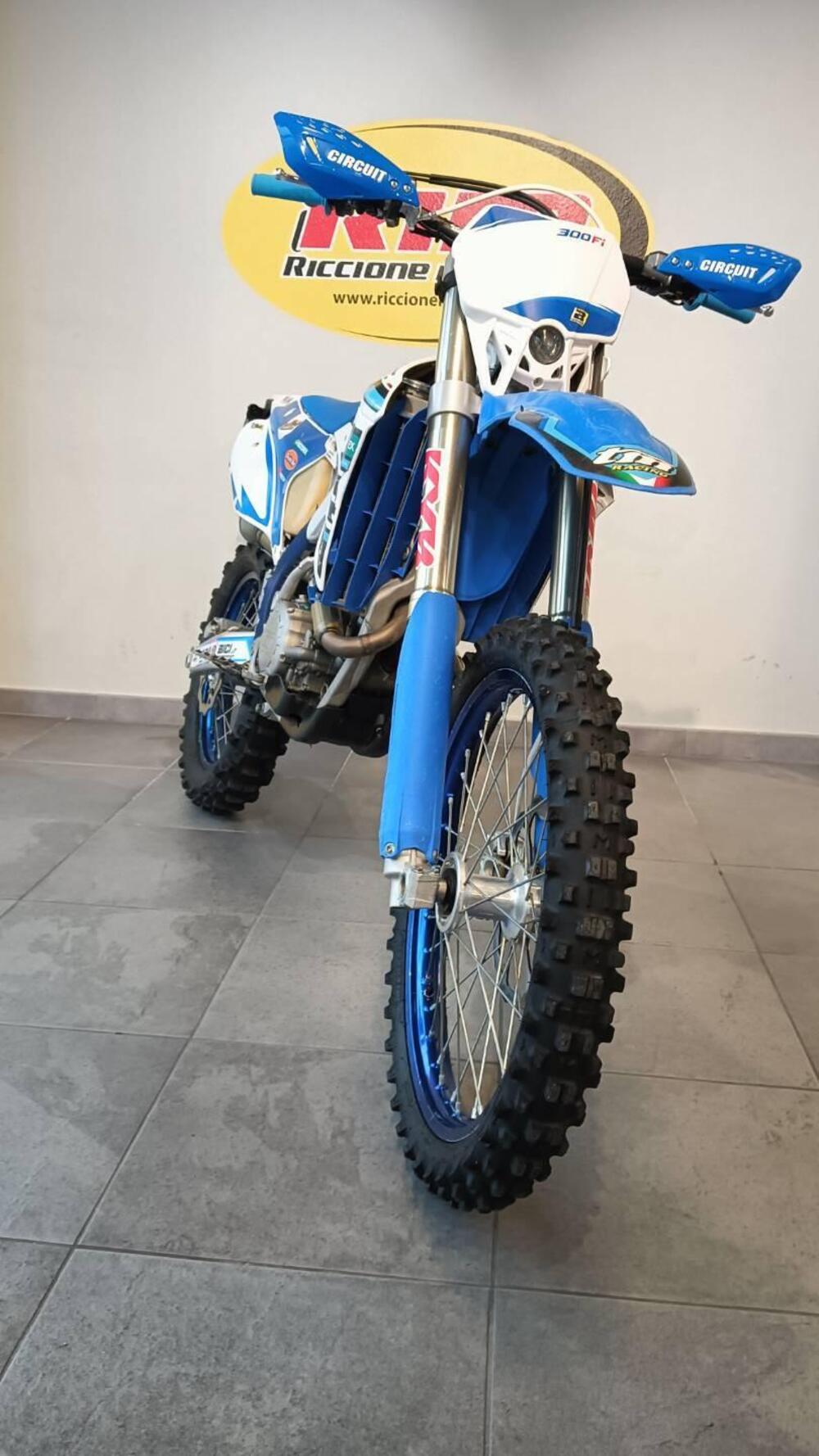 Tm Moto EN 300 Fi 4t (2021 - 22) (9)