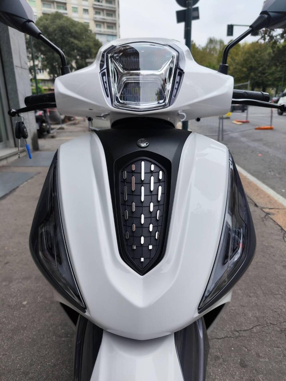 Morbidelli SC125LX (2024 - 26) (15)