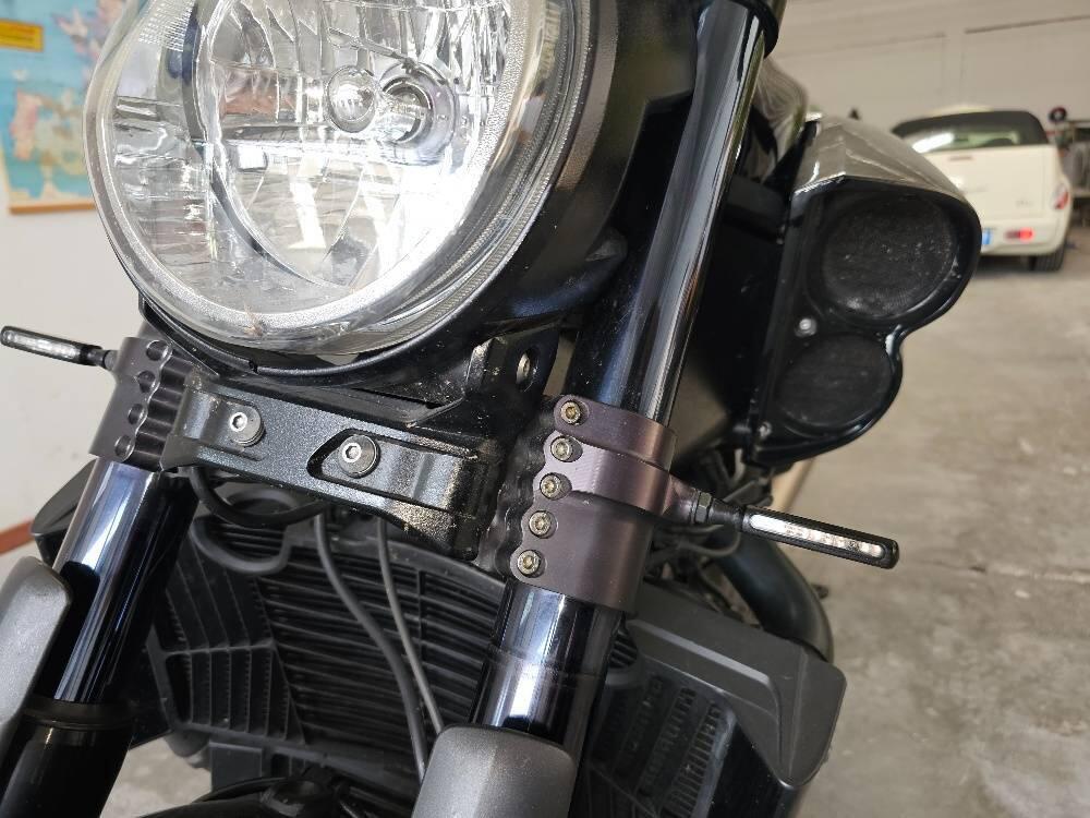 Yamaha VMAX (2008 - 17) (7)