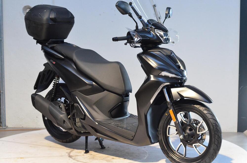 Voge Sfida SR16 125 (2025) (6)