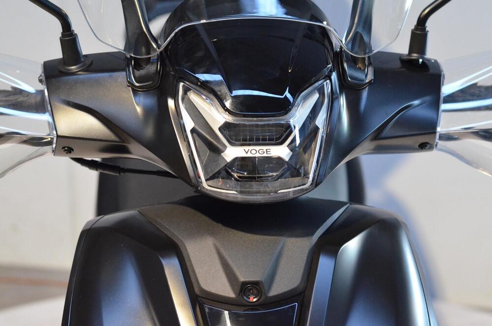 Voge Sfida SR16 125 (2025) (8)