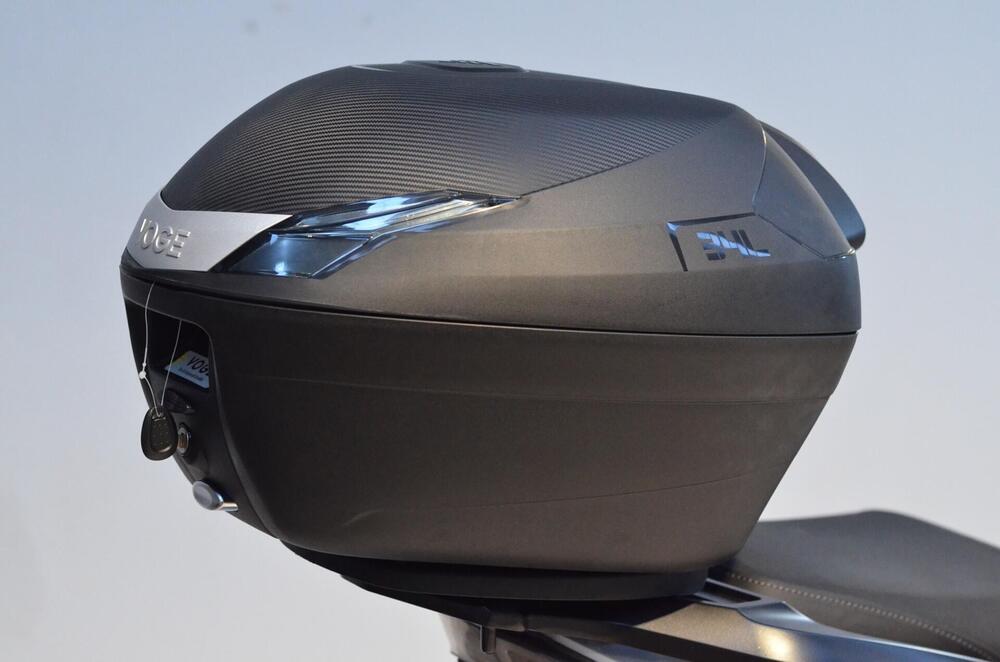 Voge Sfida SR16 125 (2025) (5)