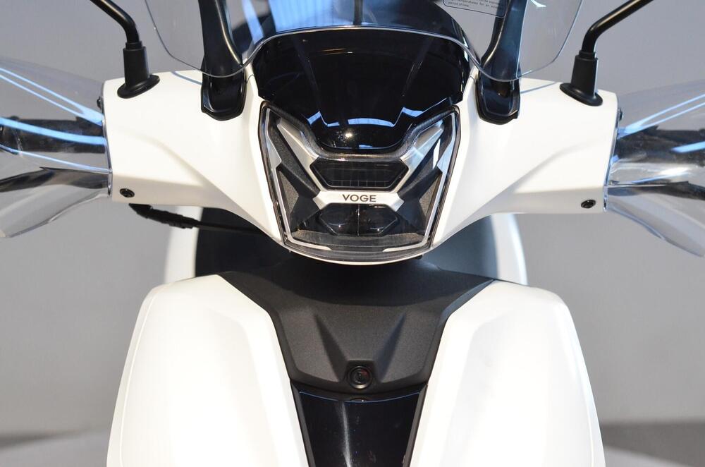 Voge Sfida SR16 125 (2025) (9)