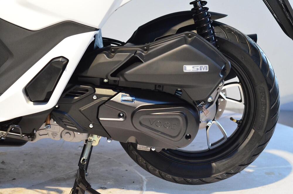 Voge Sfida SR16 125 (2025) (13)