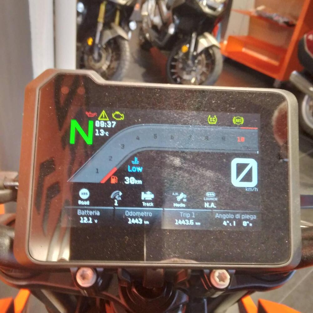 KTM 990 Duke (2024 - 26) (4)