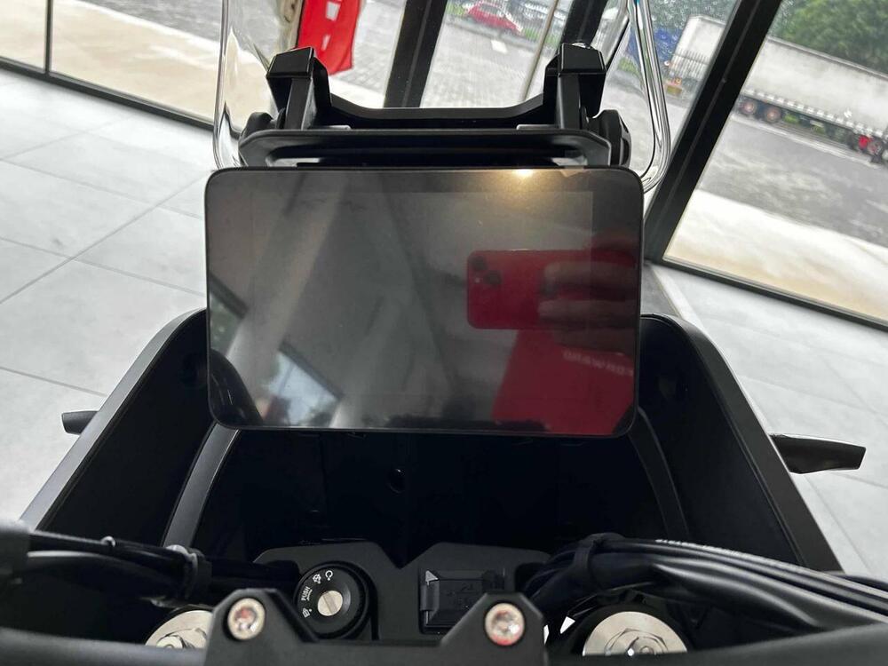 QJ Motor SVT 650 X (2024) (9)