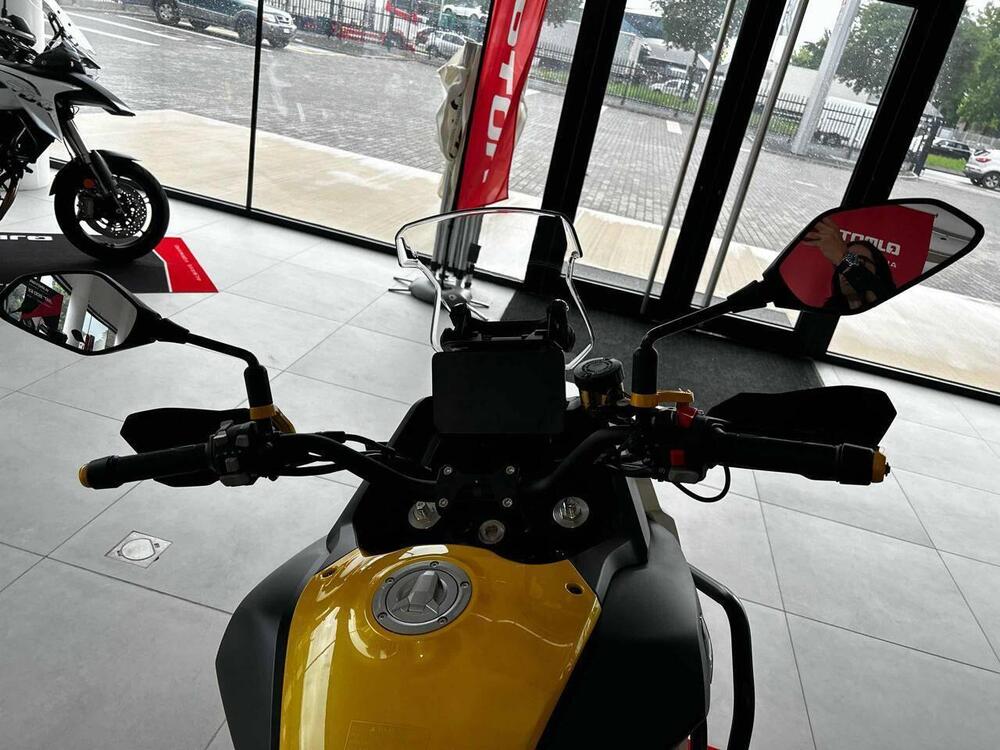 QJ Motor SVT 650 X (2024) (8)