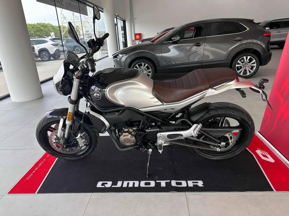 QJ Motor SRV 550 (2024) (2)