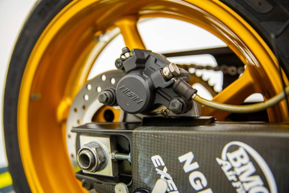 Yamaha YZF R1 (2009 - 11) (16)