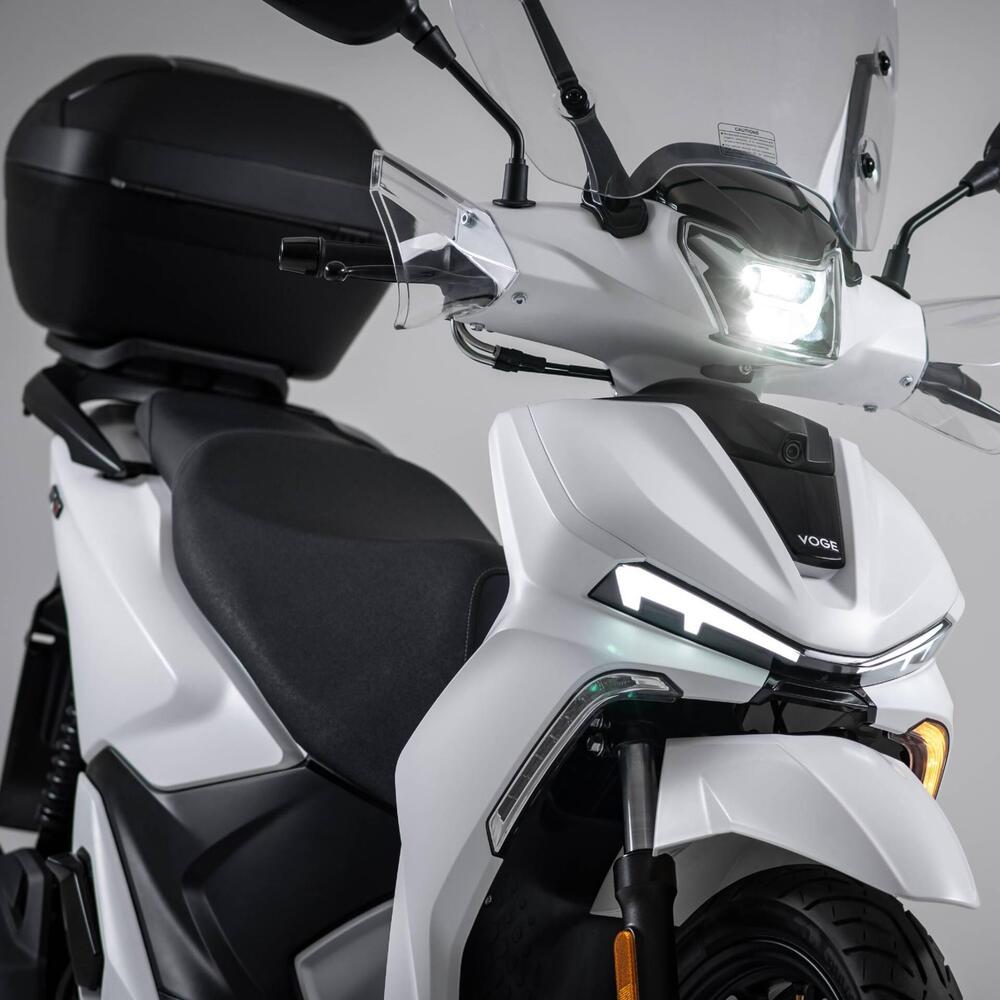 Voge Sfida SR16 125 (2025 - 26) (2)