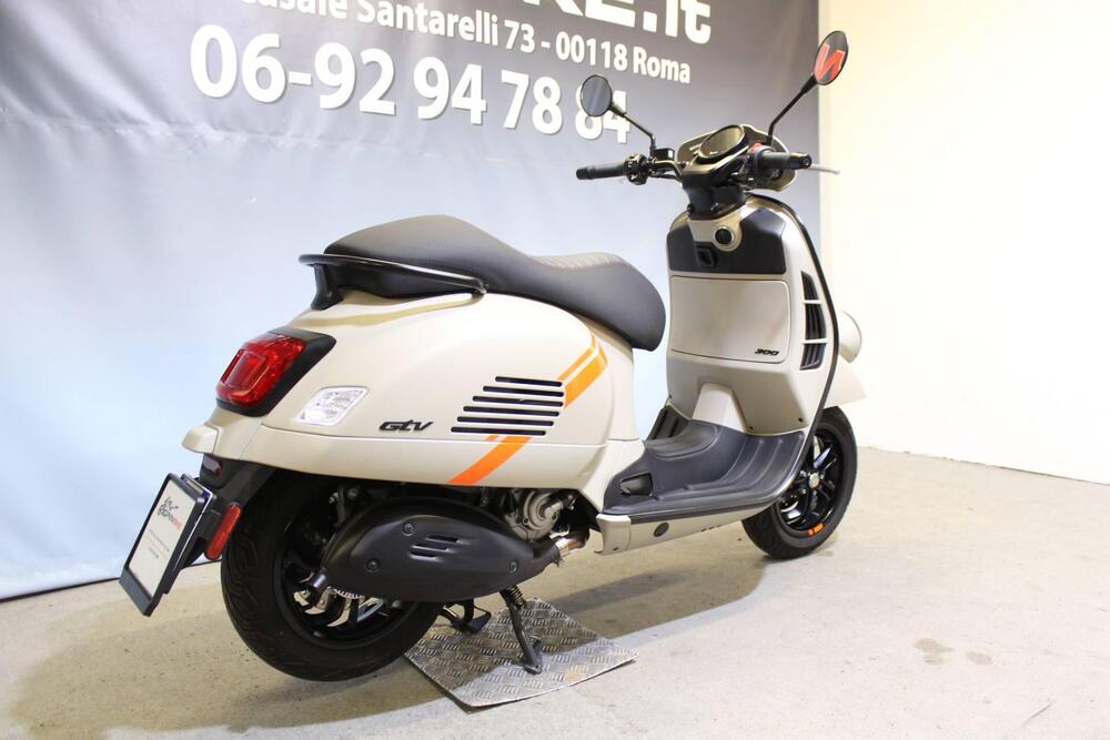 Vespa GTV 300 Hpe (2023 - 25) (4)