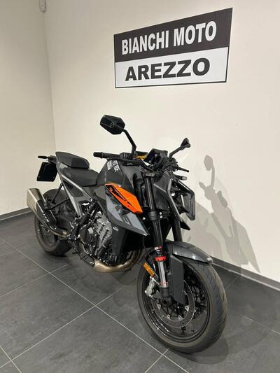 KTM 990 Duke (2024 - 26) usata