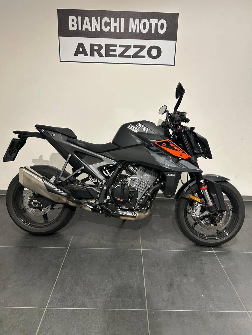 KTM 990 Duke (2024 - 26) (2)