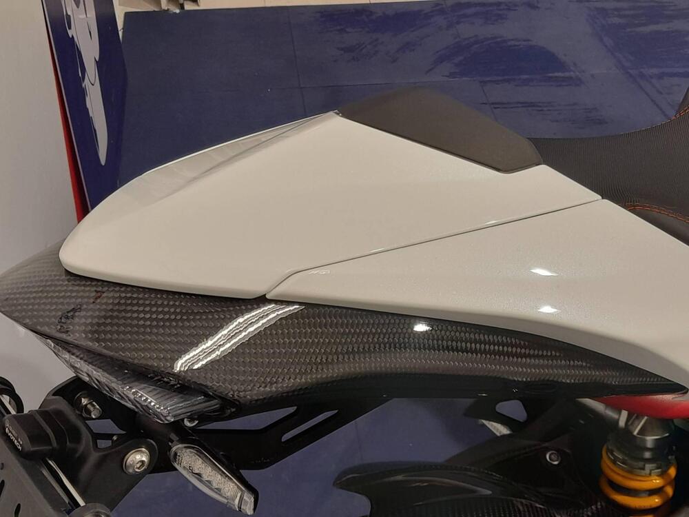 Triumph Speed Triple 1050 R ABS (2016 - 17) (8)