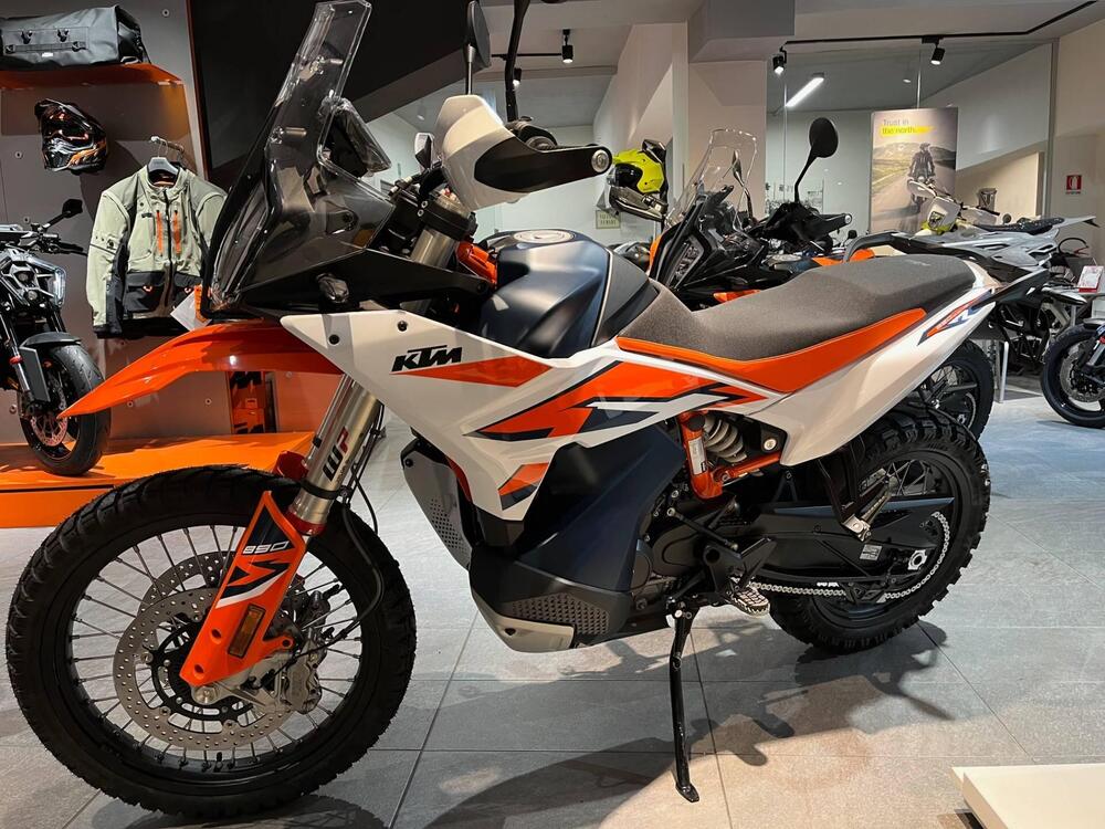 KTM 890 Adventure R (2023 - 24) (2)