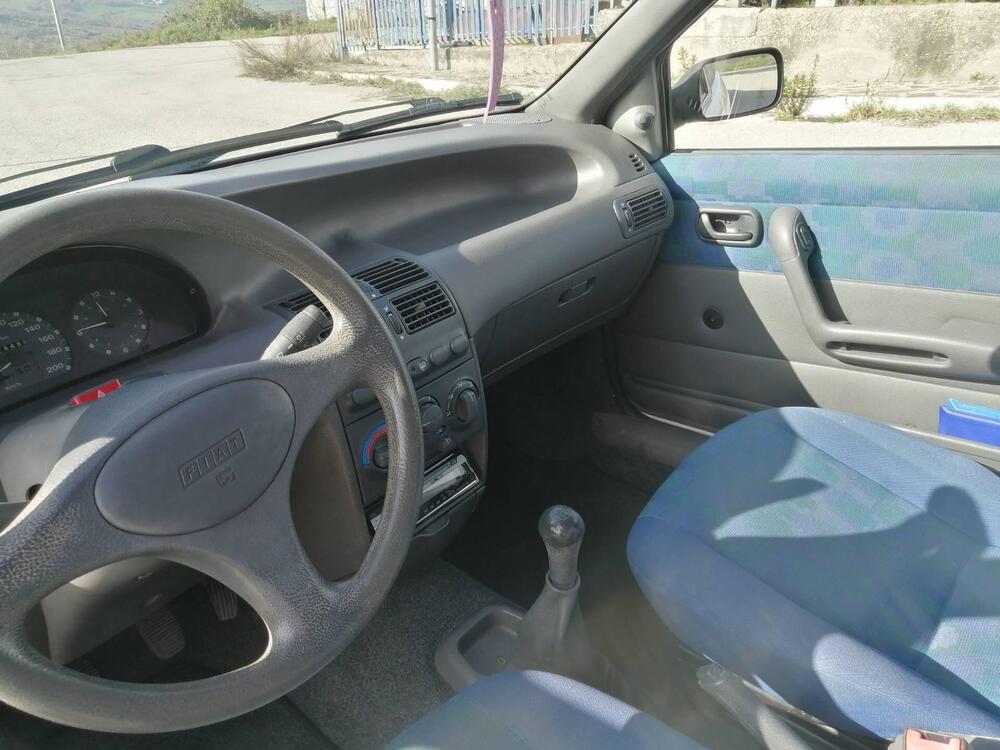 Fiat Punto usata a Campobasso (4)