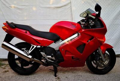 Honda VFR 800 (1998 - 01) usata