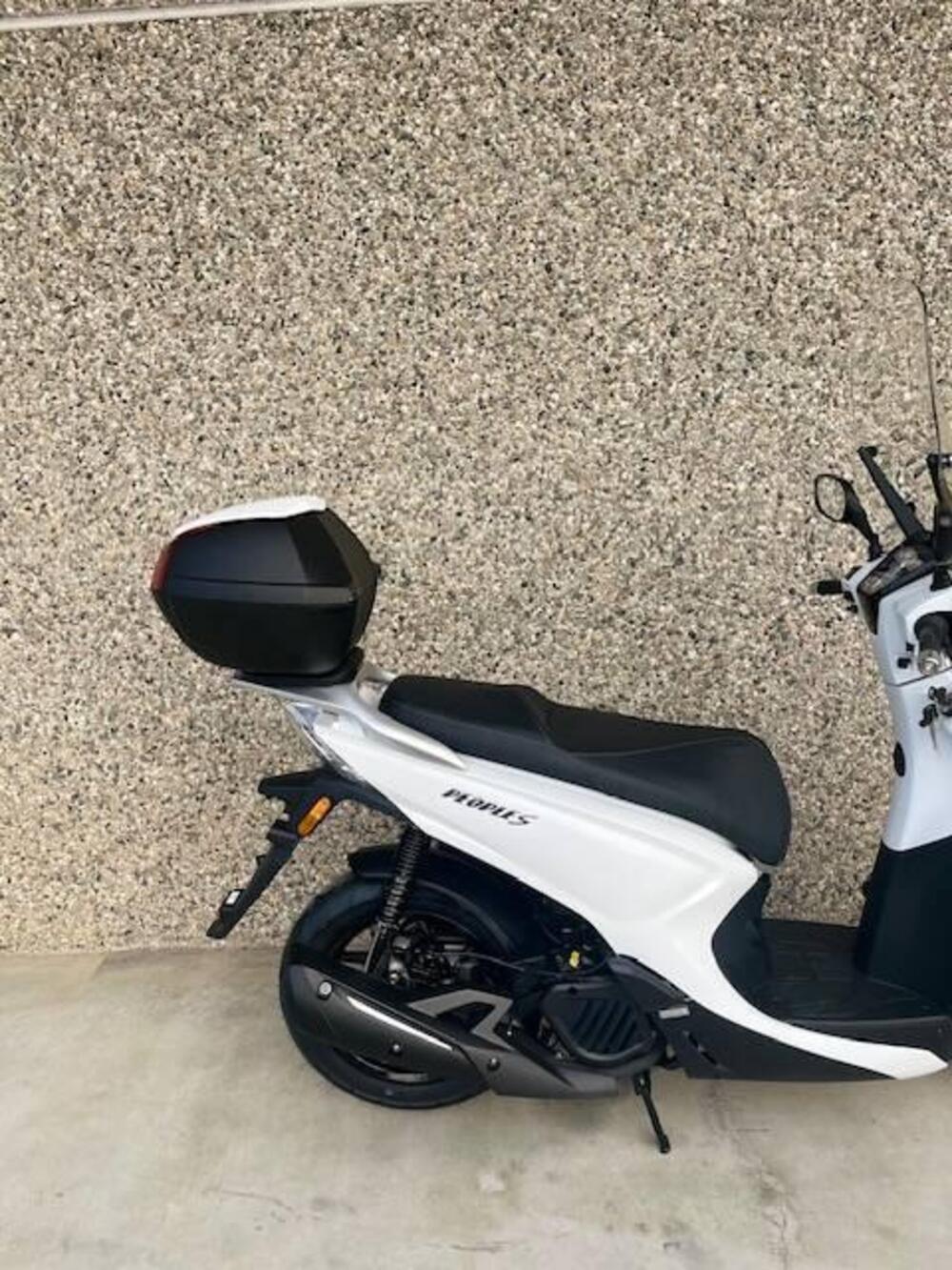 Kymco People 125i S (2021 - 25) (10)