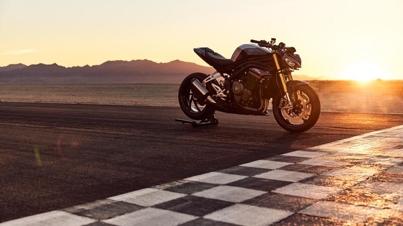 Triumph Speed Triple 1200 RS 2025: la pi&ugrave; potente, tecnologica e affilata di sempre. Ecco come cambia [VIDEO e GALLERY]