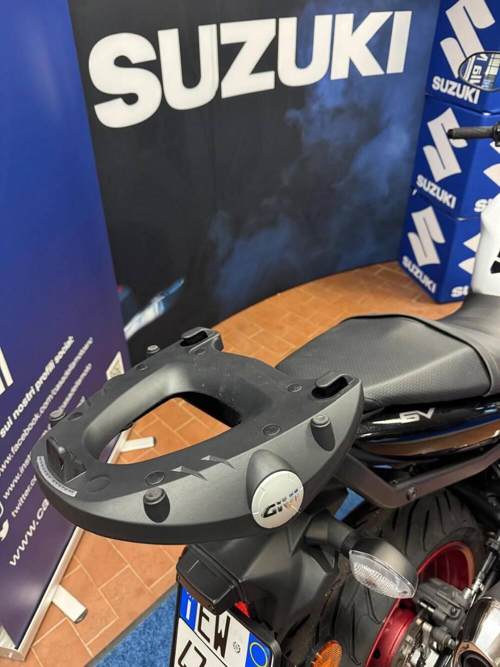 Suzuki SV650 (2021 - 24) (5)