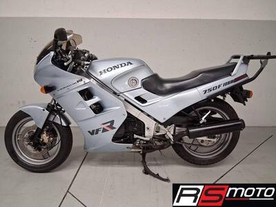 Honda VFR 750 d'epoca