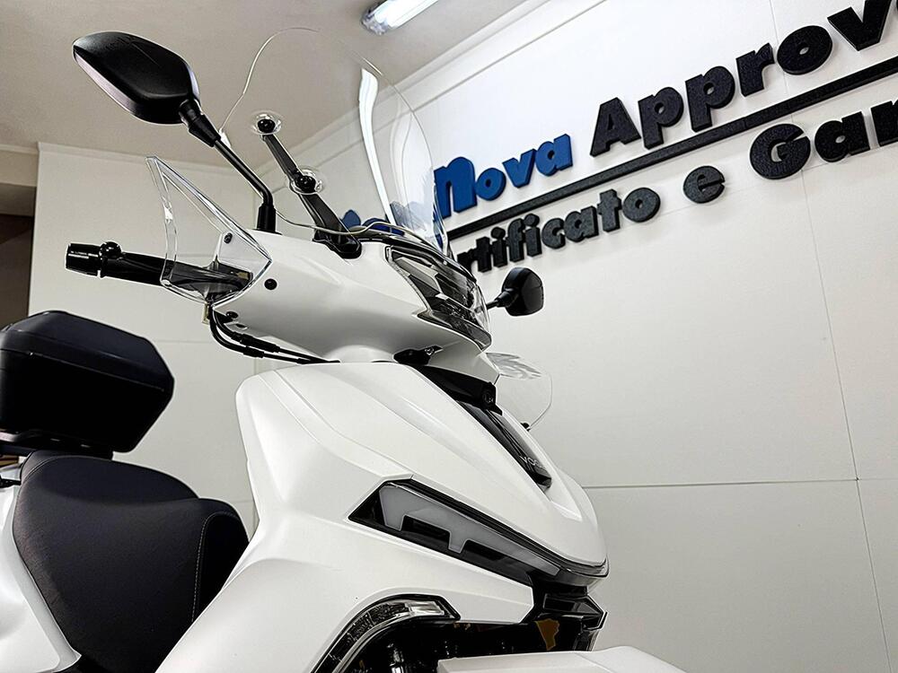 Voge Sfida SR16 125 (2025) (9)